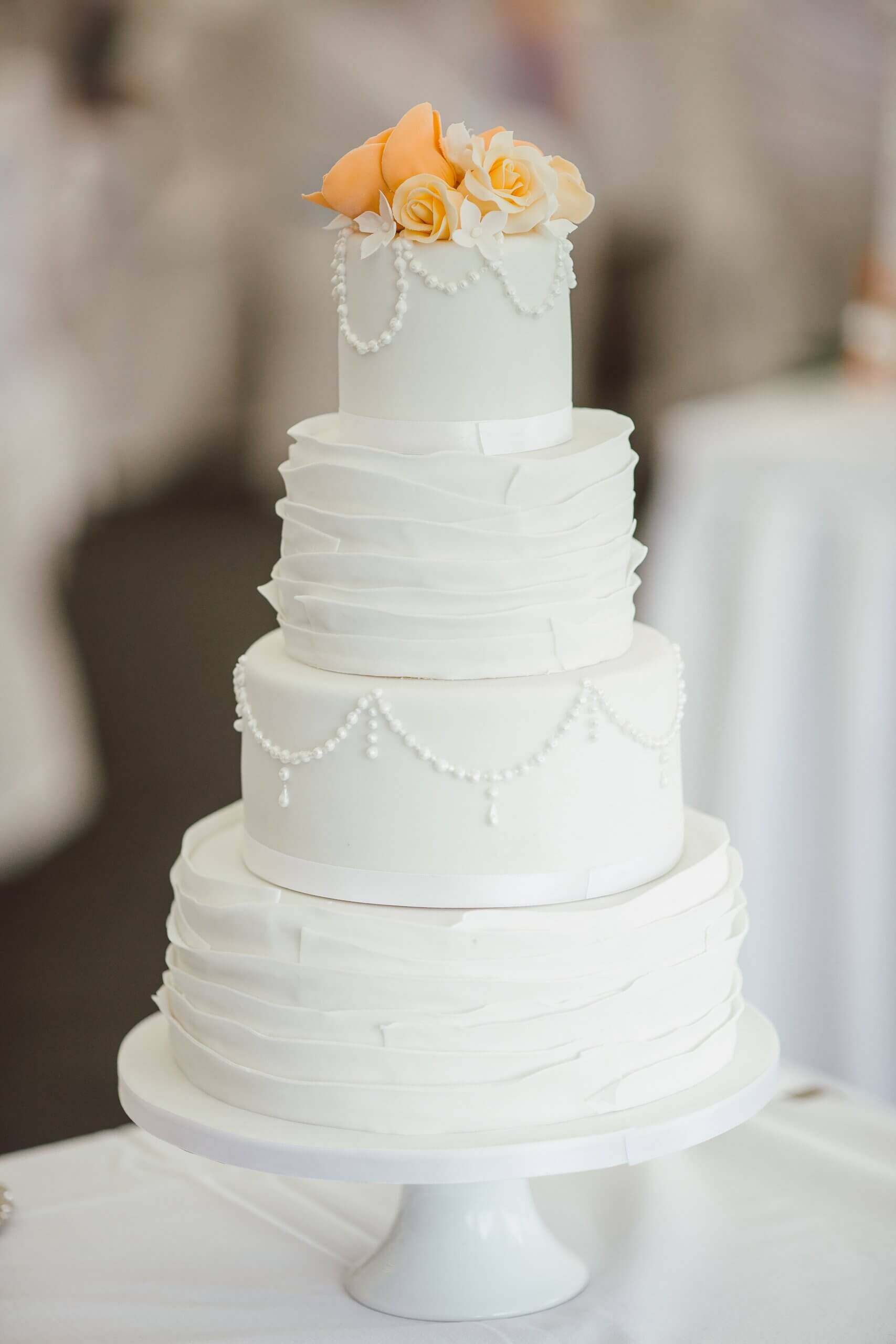 wedding cake barrie